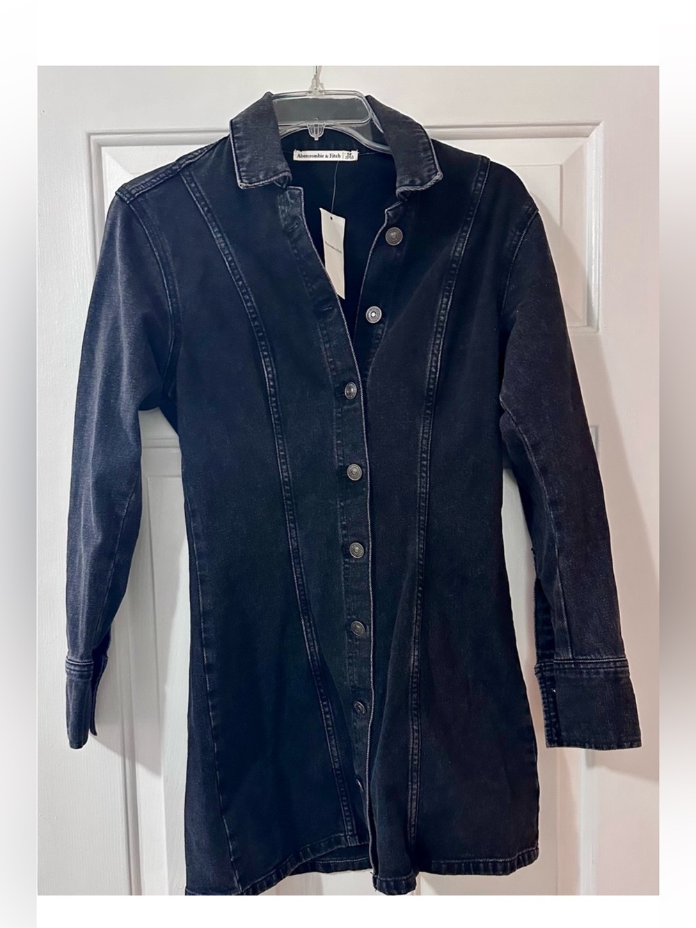 NWT Abercrombie & Fitch Black Denim Button Front Jacket (Size Small Petite) - Picture 2 of 6